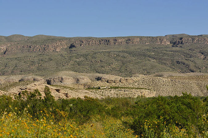 _D304563
